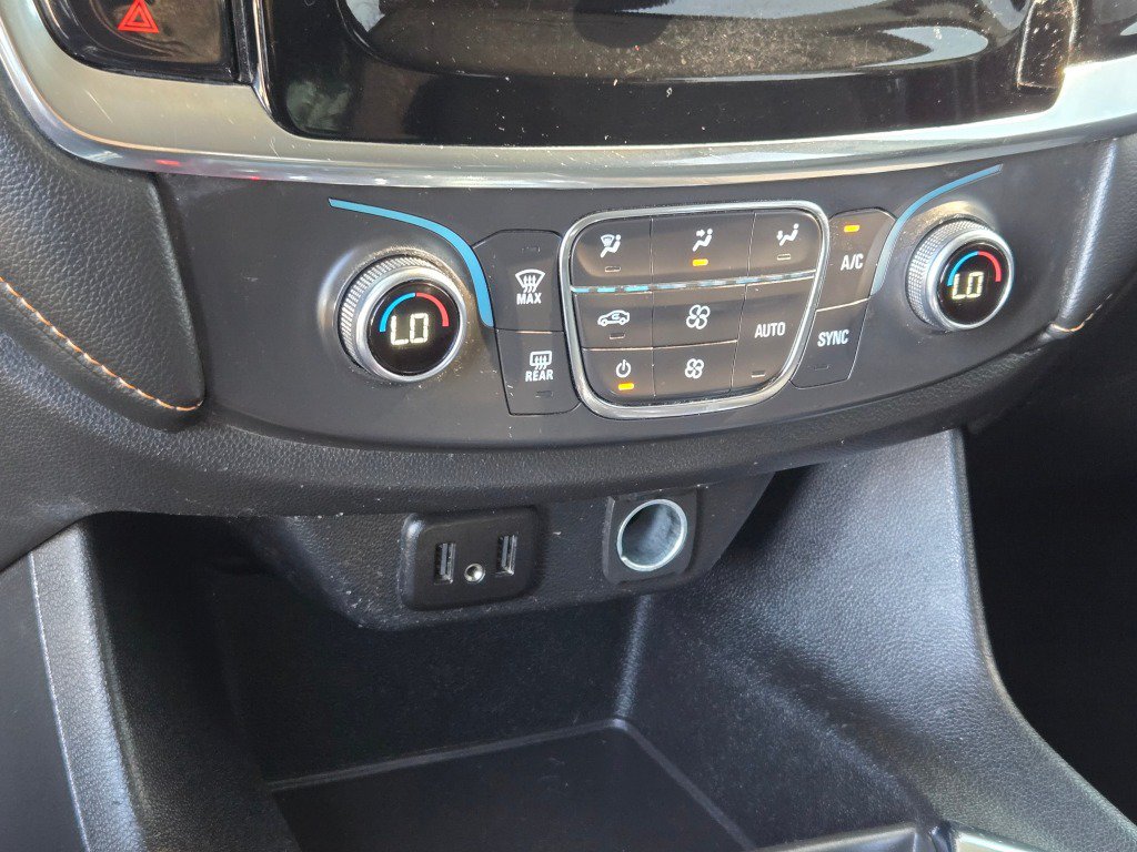Certified 2021 Chevrolet Traverse LS FWD image 27
