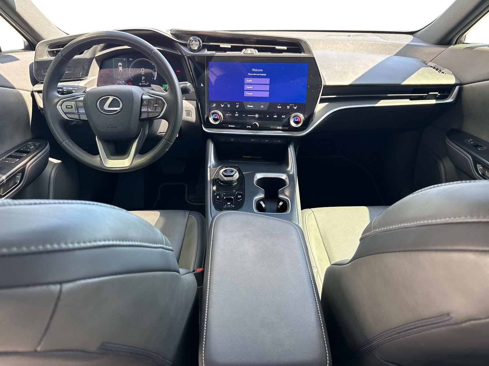 Used 2024 Lexus RZ 300e Premium w/ Accessory Package (Z1) FWD image 16