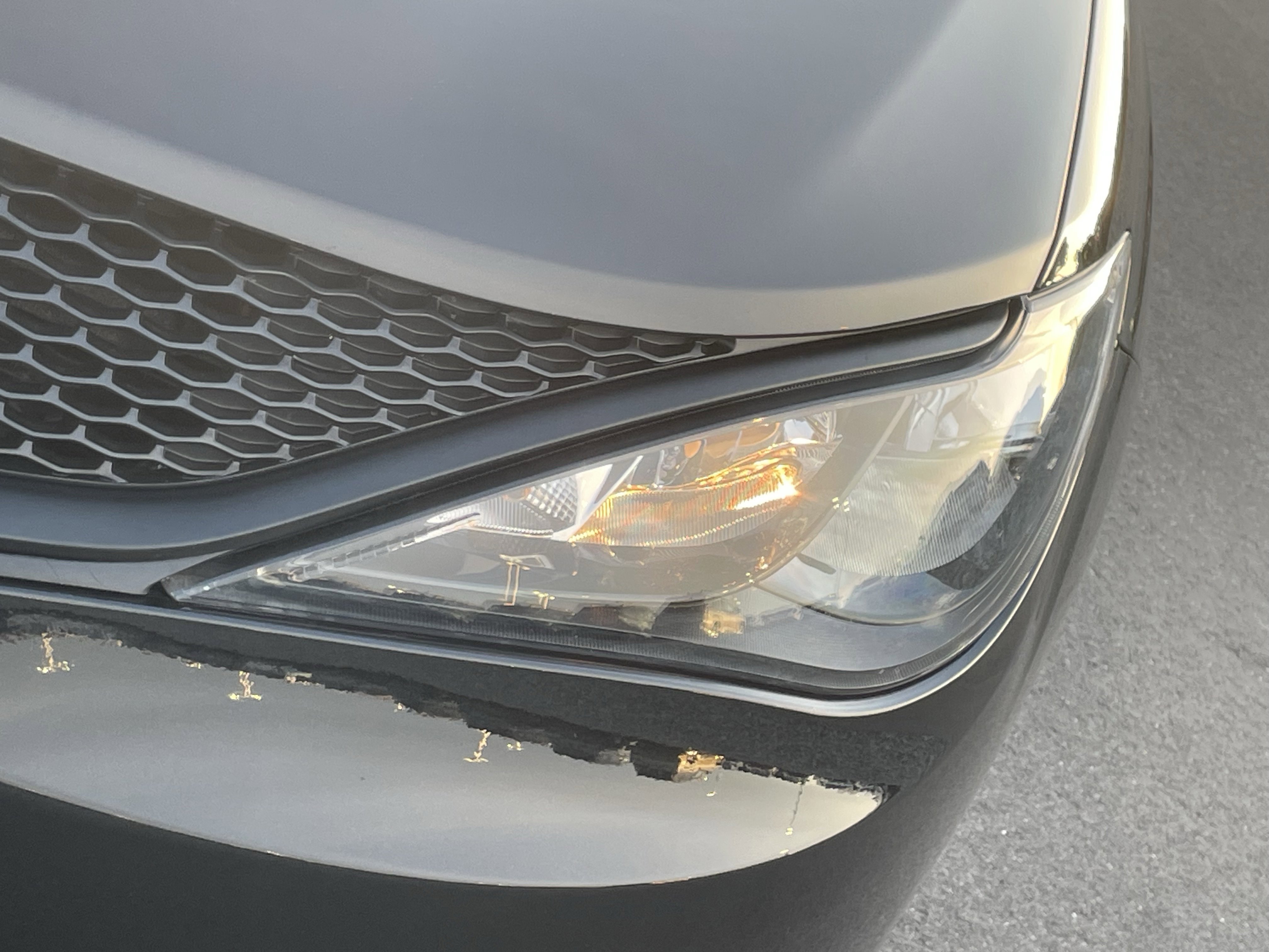 Used 2022 Chrysler Voyager LX image 10