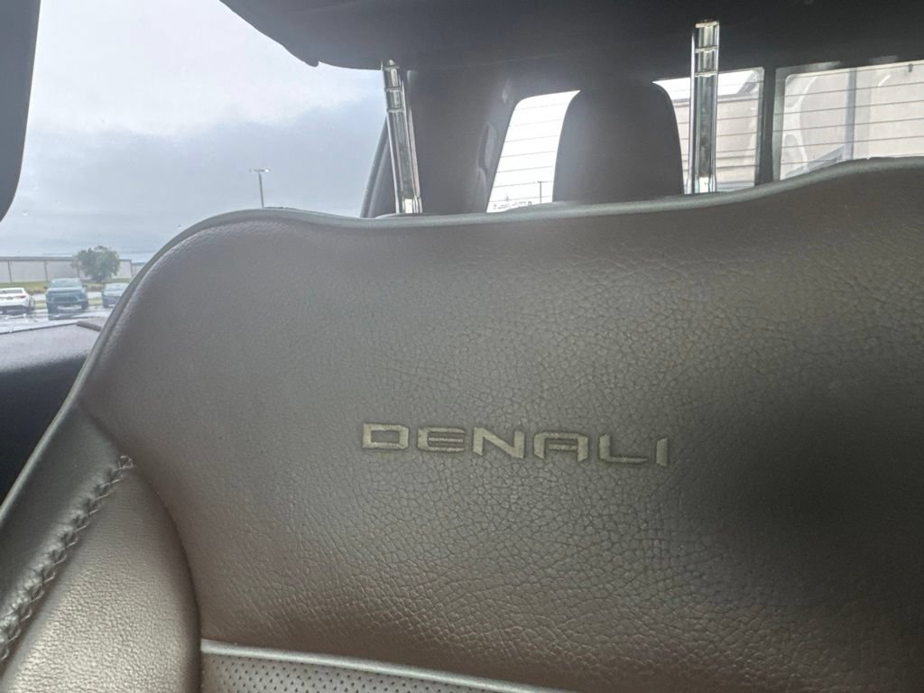 Used 2022 GMC Sierra 1500 Denali AWD/4WD image 26