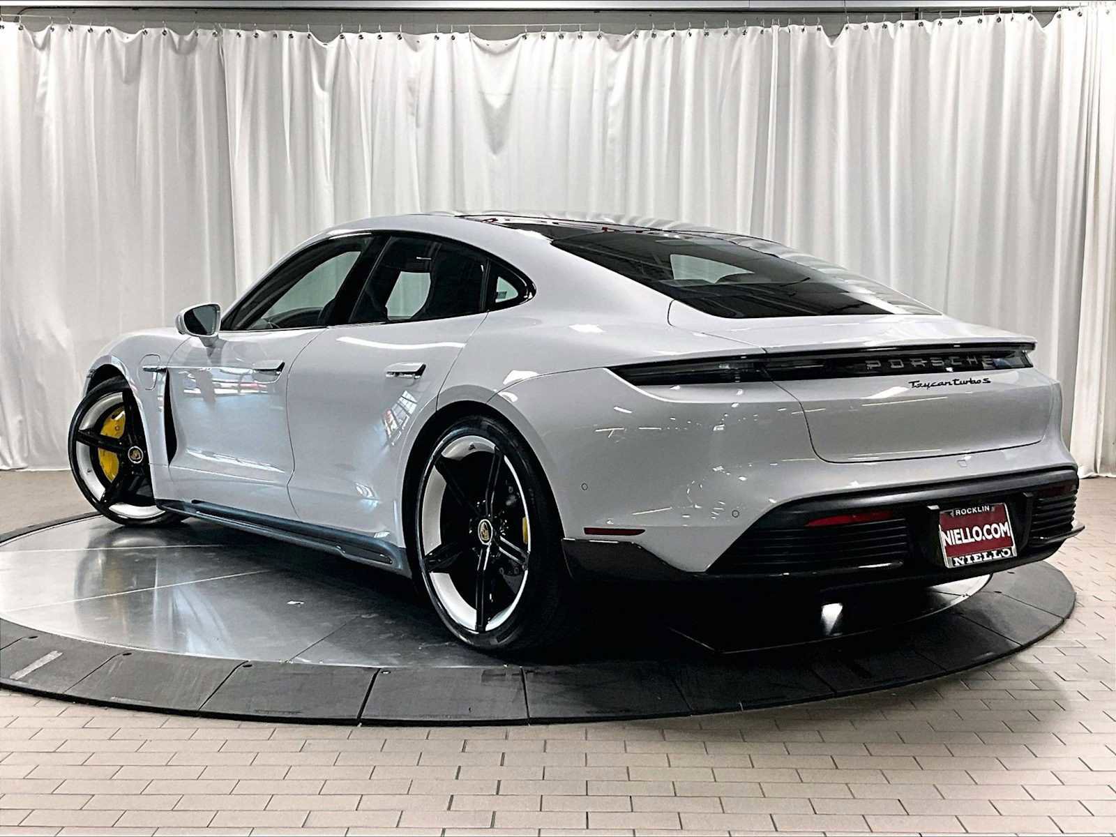 Used 2022 Porsche Taycan Turbo S image 3