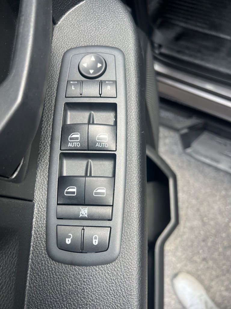 Used 2020 RAM 1500 Tradesman AWD/4WD image 23