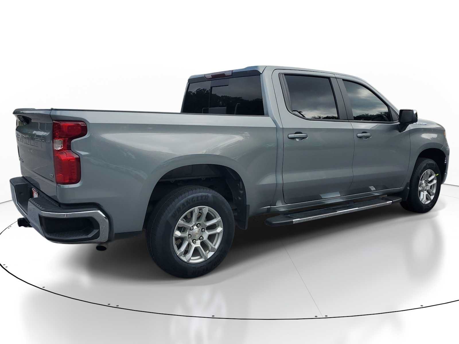 Used 2024 Chevrolet Silverado 1500 LT w/ Leather Package RWD image 5