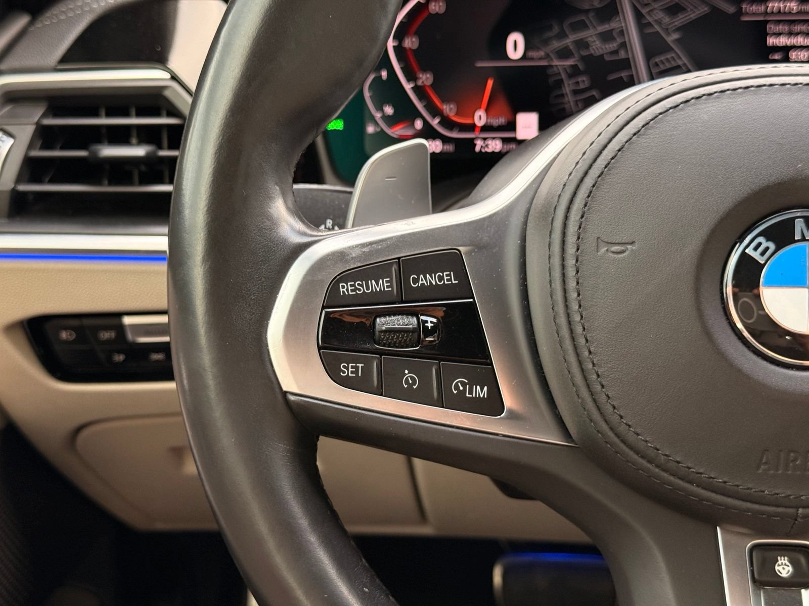Used 2020 BMW 330i Sedan w/ M Sport Package RWD image 33