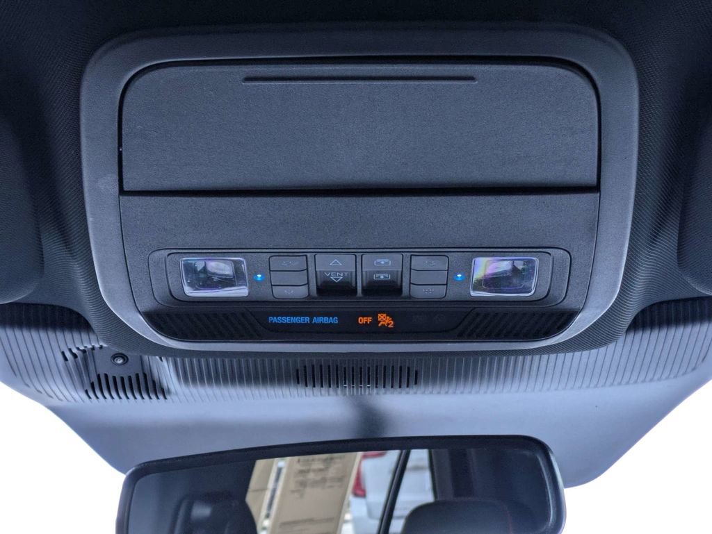 Used 2025 Ford Explorer ST image 26