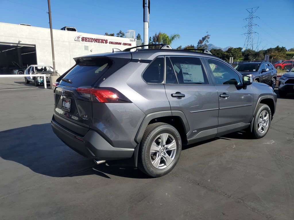 New 2025 Toyota RAV4 LE image 3
