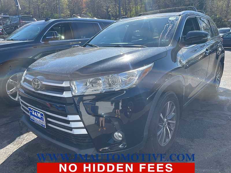 Used 2019 Toyota Highlander XLE AWD/4WD image 1