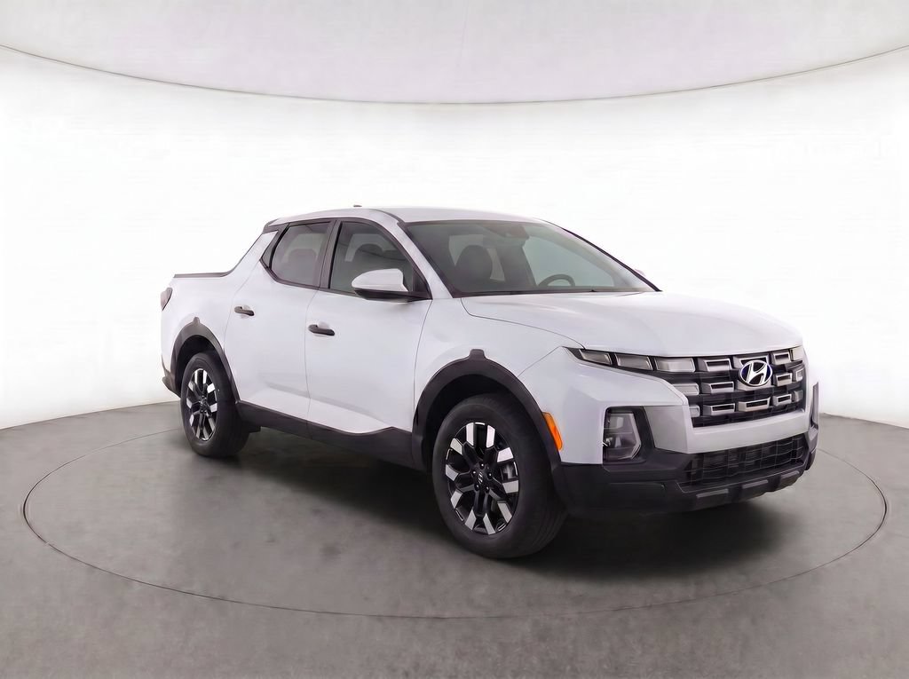 Certified 2025 Hyundai Santa Cruz SE AWD/4WD image 2