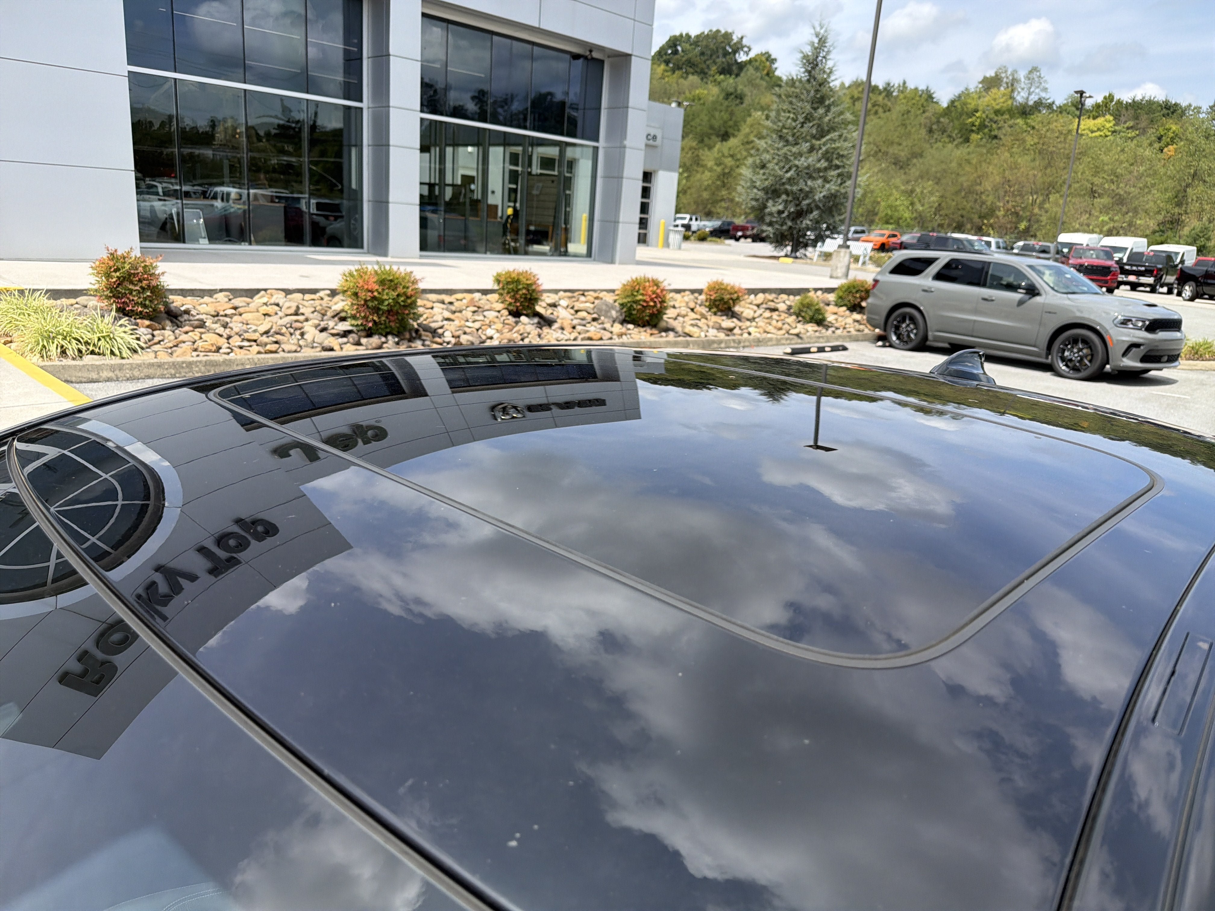 Used 2019 BMW 530i xDrive AWD/4WD image 13
