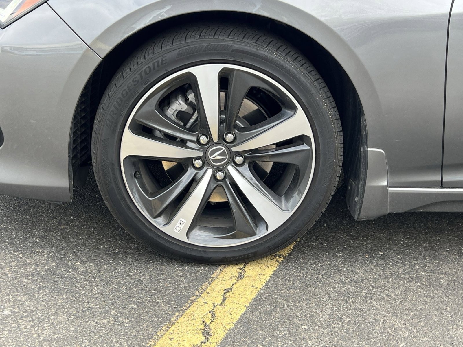 Certified 2025 Acura TLX w/ Technology Package image 9