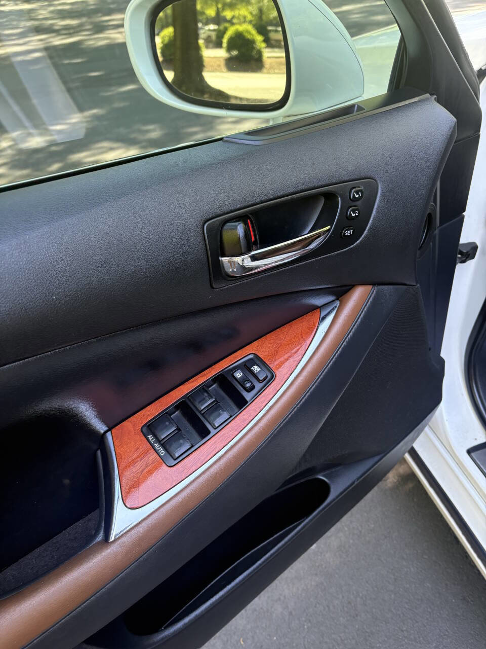 Used 2012 Lexus ES 350 w/ Touring Special Edition FWD image 18