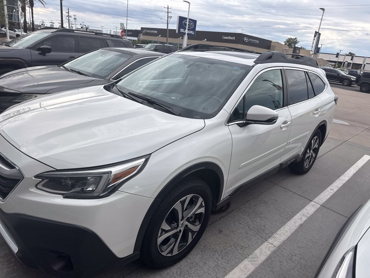 Used 2022 Subaru Outback Limited AWD/4WD image 8