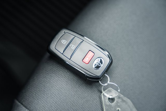 New 2025 Toyota Tacoma TRD Off-Road image 43