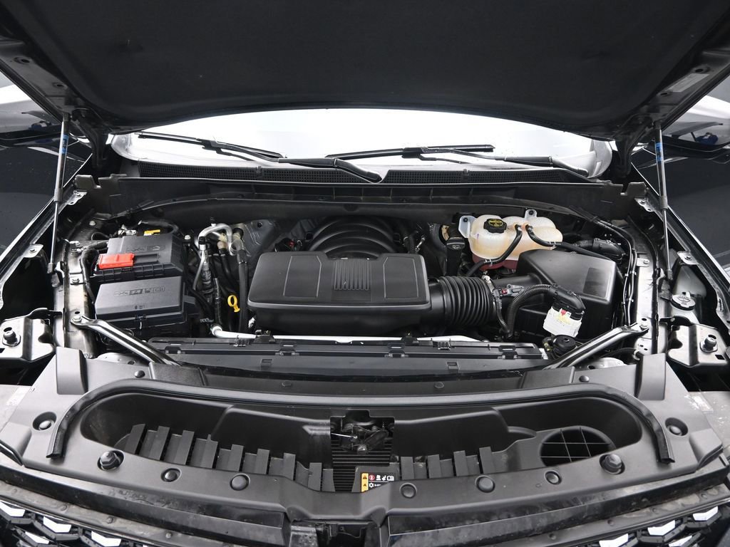 Used 2025 Cadillac Escalade Premium Luxury w/ Touring Package image 38