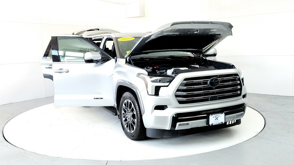 Used 2023 Toyota Sequoia Limited AWD/4WD image 9