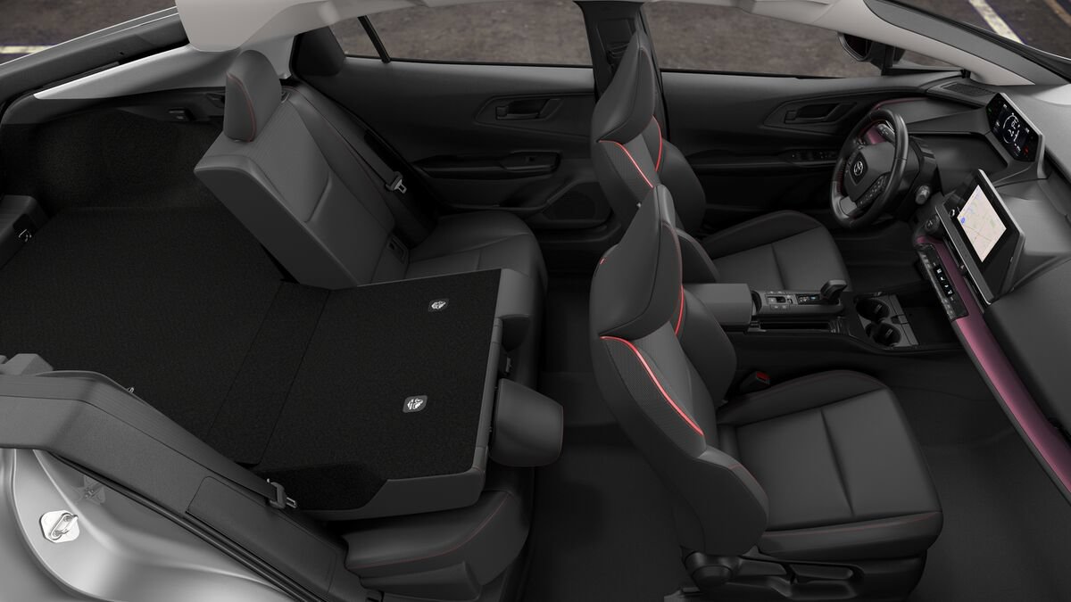 New 2027 Toyota Prius Plug-In Hybrid FWD image 22