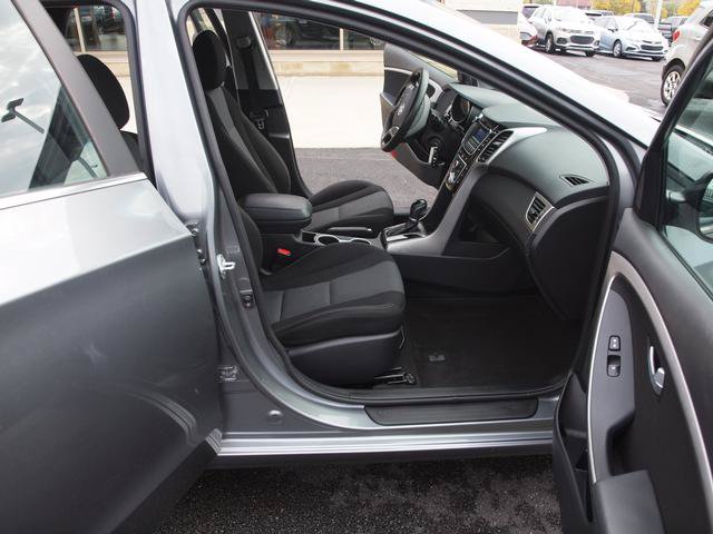 Used 2016 Hyundai Elantra GT FWD image 6