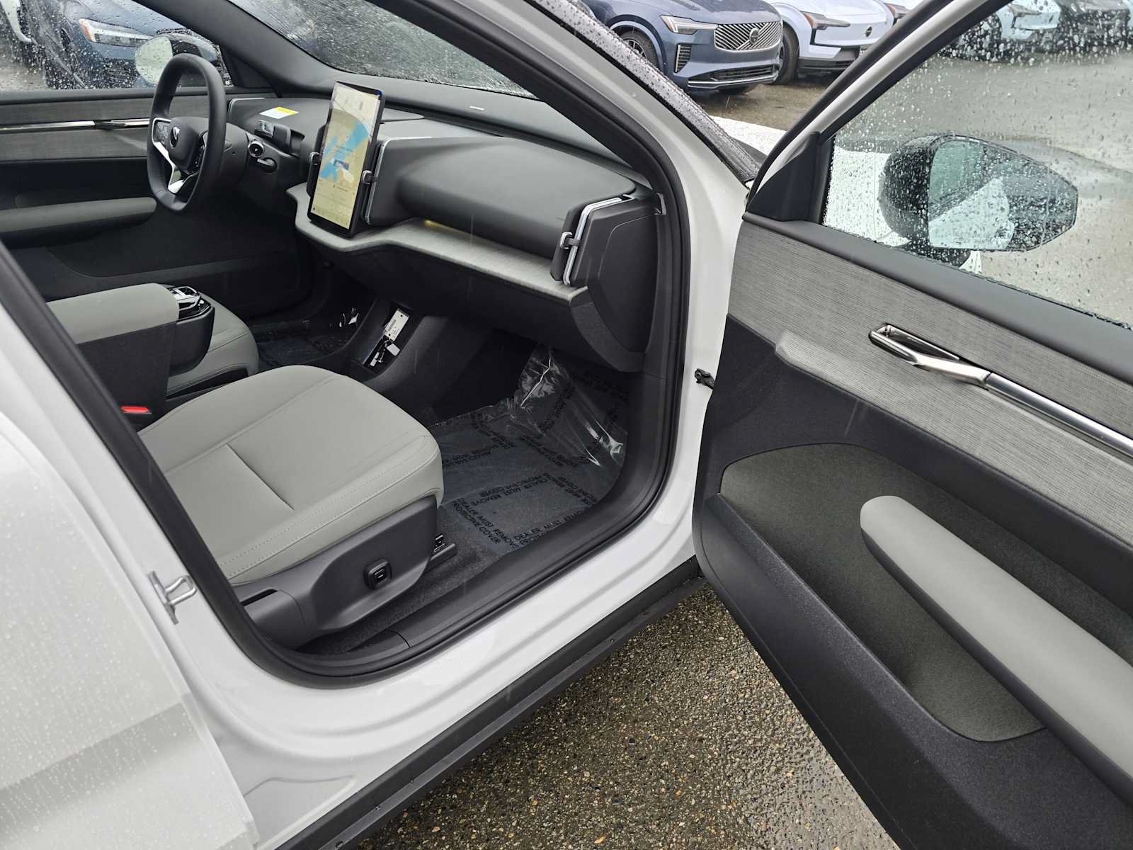 New 2026 Volvo EX30 Ultra w/ Protection Package AWD/4WD image 12