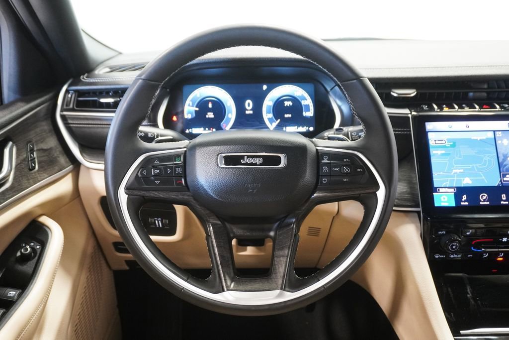 Certified 2025 Jeep Grand Cherokee L Limited image 15