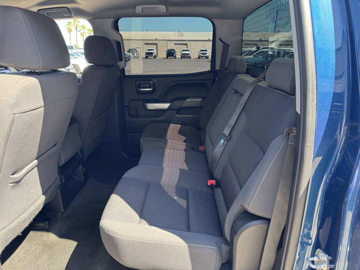 Used 2018 Chevrolet Silverado 1500 LT w/ All Star Edition image 23