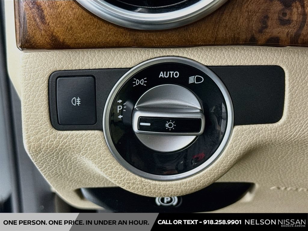 Used 2015 Mercedes-Benz GLK 350 2WD image 10