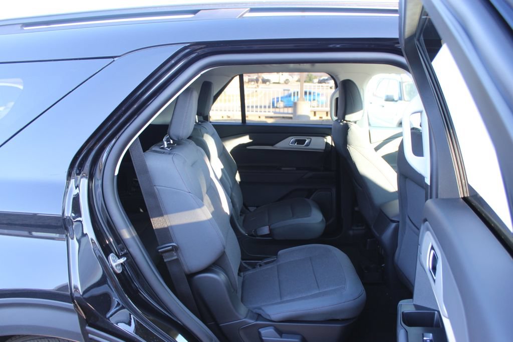 New 2026 Ford Explorer Active AWD/4WD image 14
