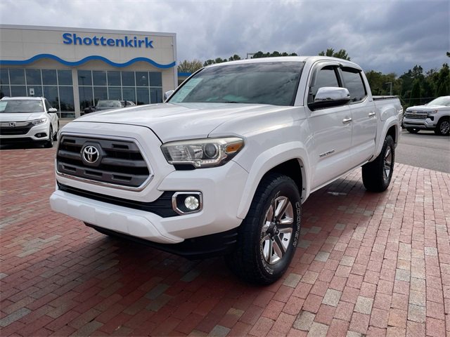 Used 2016 Toyota Tacoma Limited