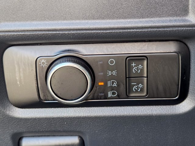 Used 2024 Ford Expedition XLT RWD image 29