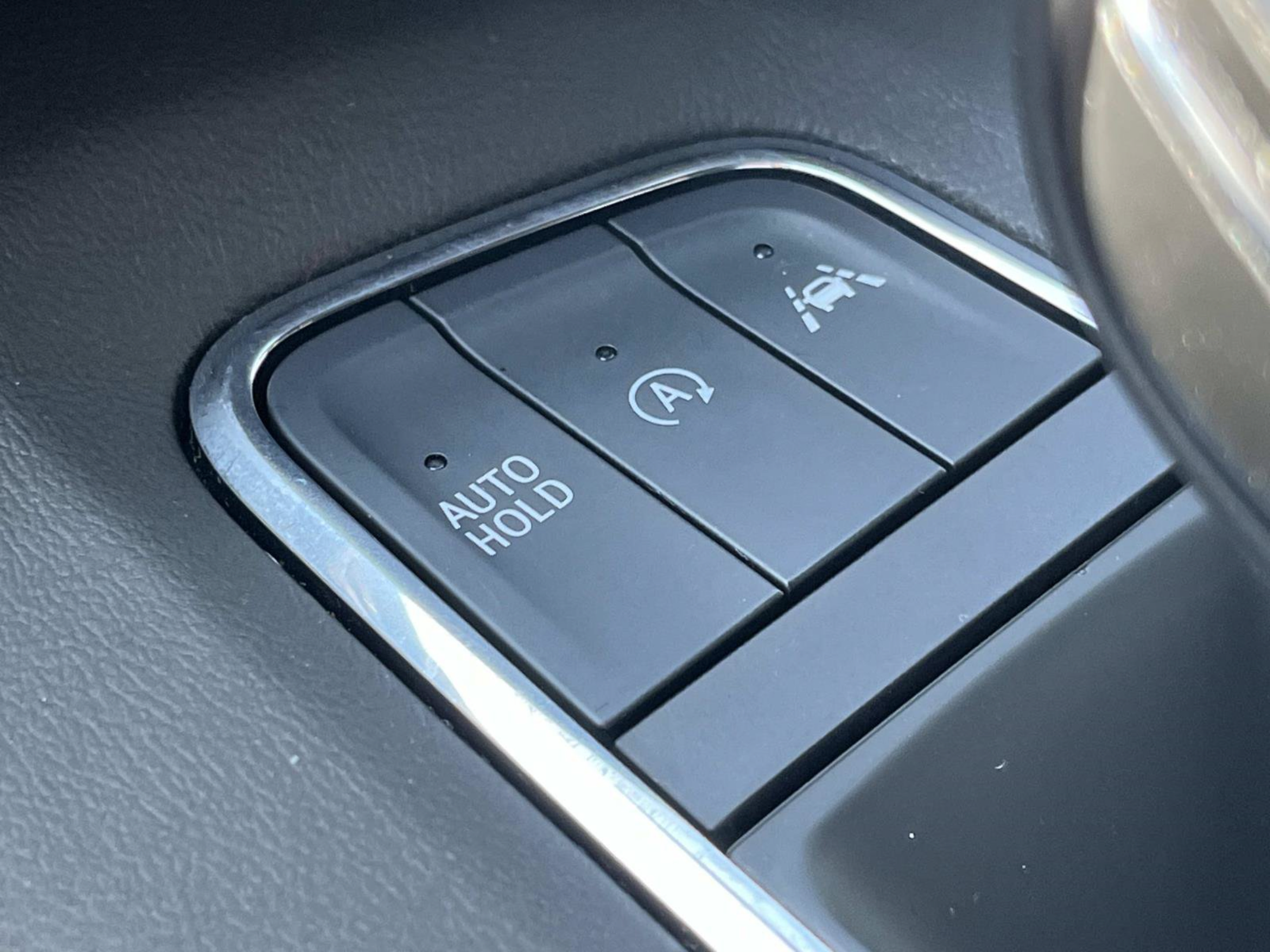 Used 2024 Cadillac Escalade Premium Luxury w/ Performance Package AWD/4WD image 40