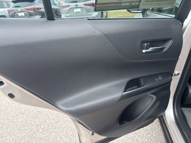 Used 2021 Toyota Venza XLE image 19