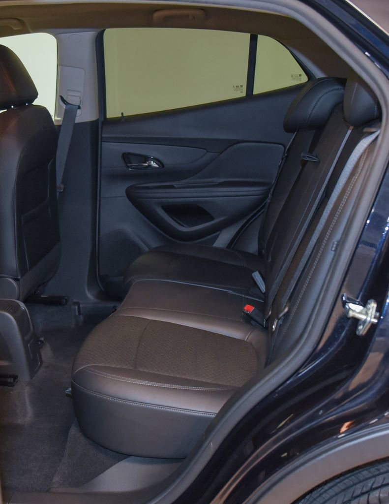 Used 2022 Buick Encore Preferred AWD/4WD image 6
