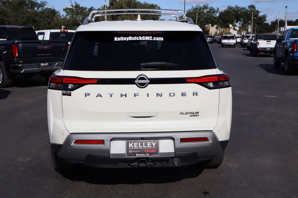 Used 2023 Nissan Pathfinder Platinum image 7