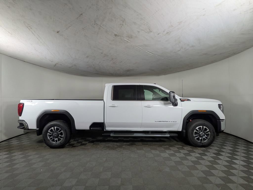 New 2026 GMC Sierra 2500 SLE w/ SLE Value Package; AWD/4WD image 6