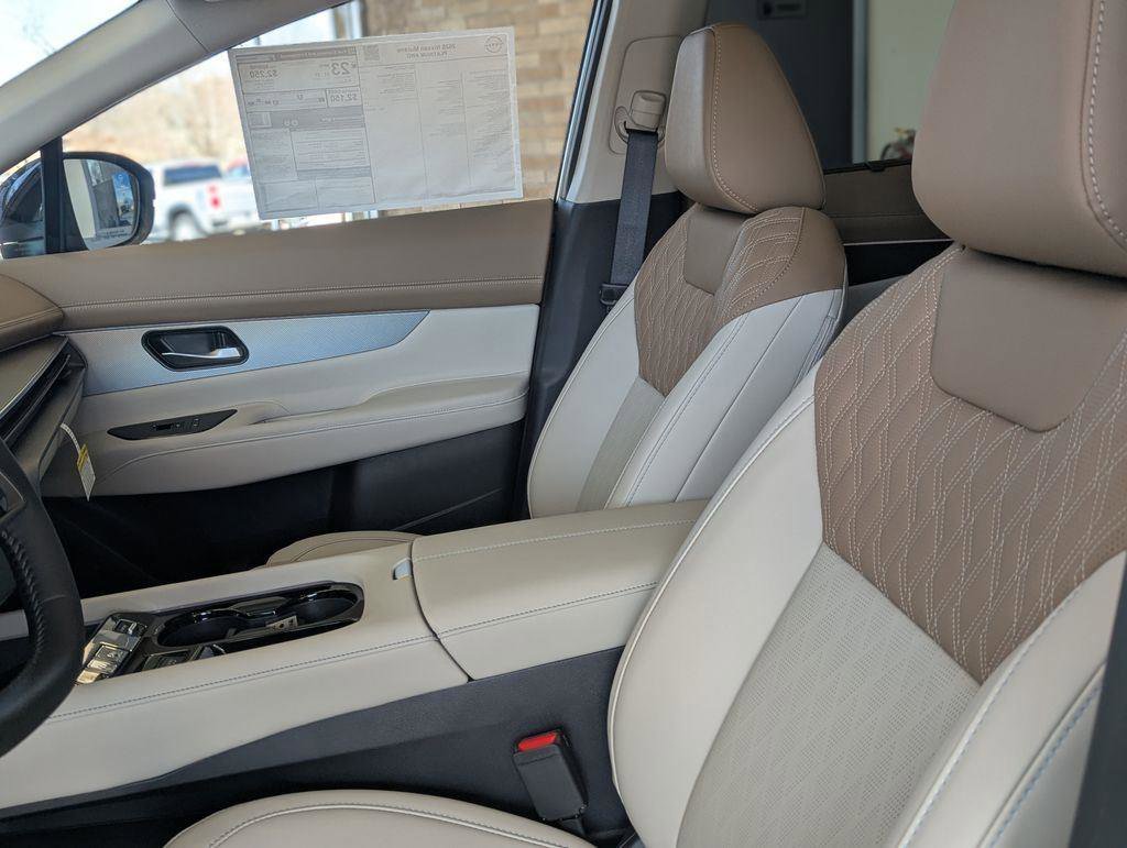 New 2026 Nissan Murano Platinum w/ Cargo Package AWD/4WD image 13