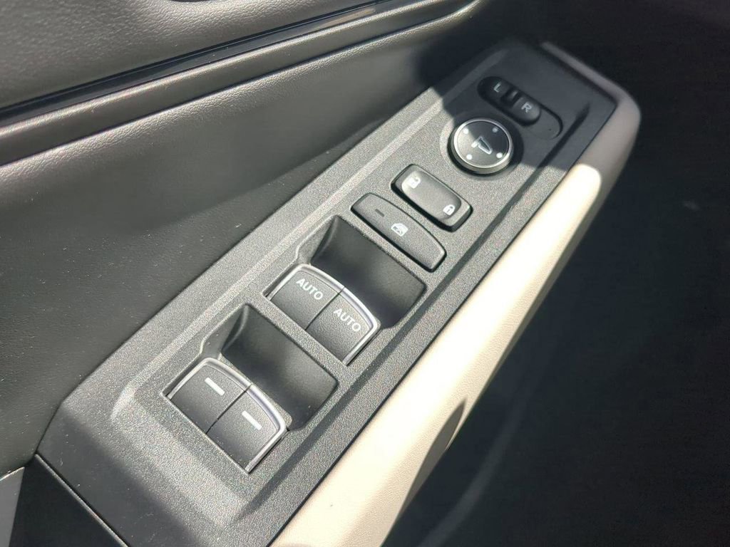 Used 2024 Honda Accord EX-L image 21