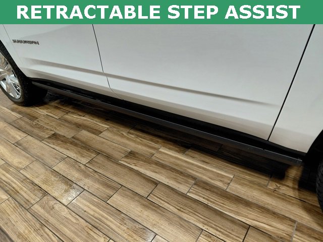 Certified 2023 Chevrolet Suburban High Country w/ Premium Package 2 image 19