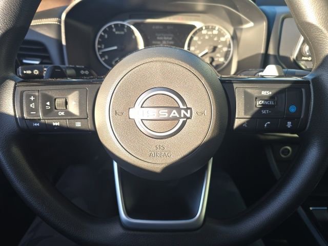 Used 2022 Nissan Rogue SV image 14