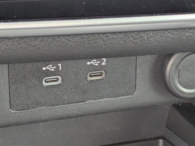 Used 2024 Nissan Rogue S image 24