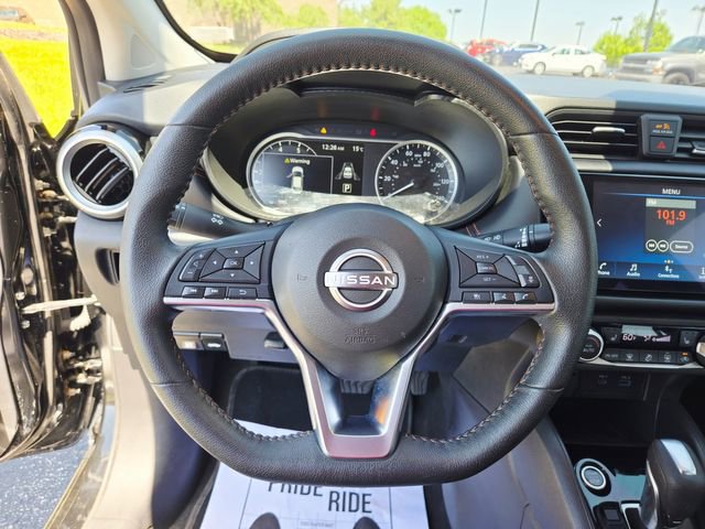 Used 2024 Nissan Versa SR image 12