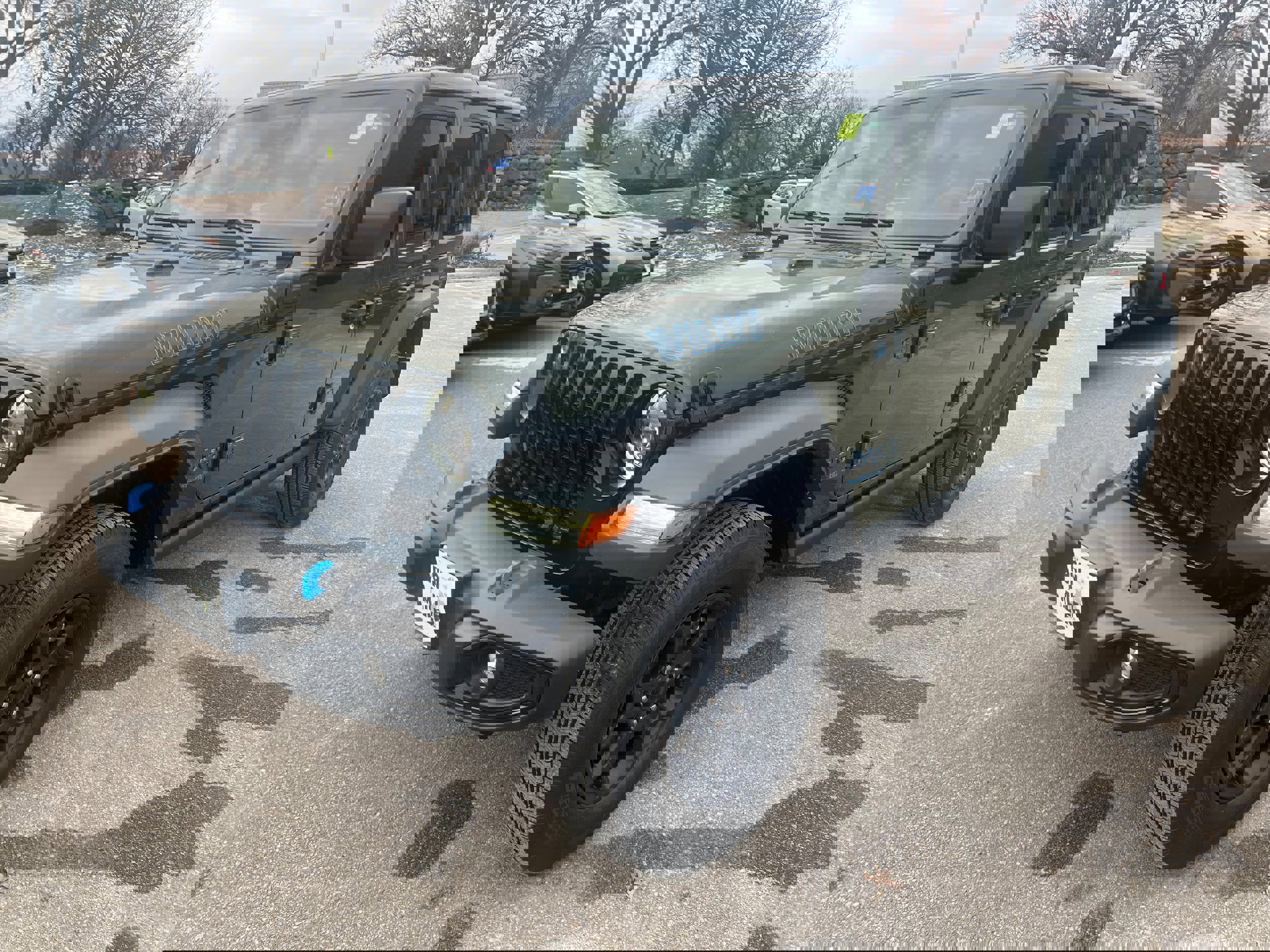 Used 2023 Jeep Wrangler Unlimited w/ Cold Weather Group image 3