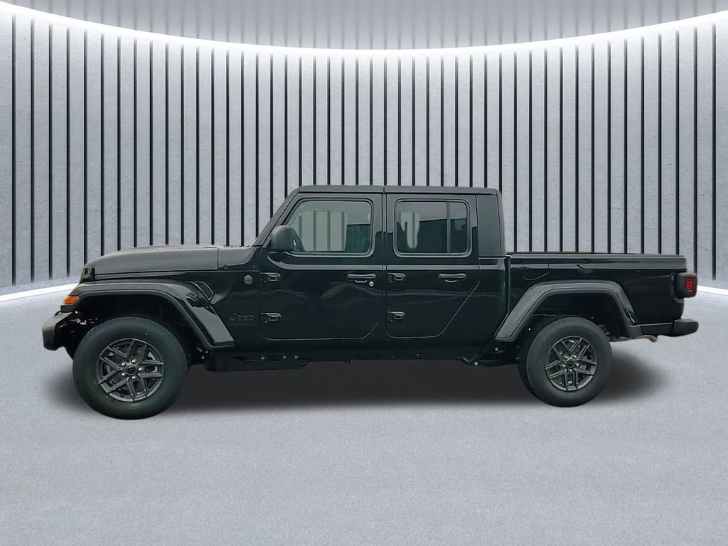 New 2026 Jeep Gladiator Sport image 6