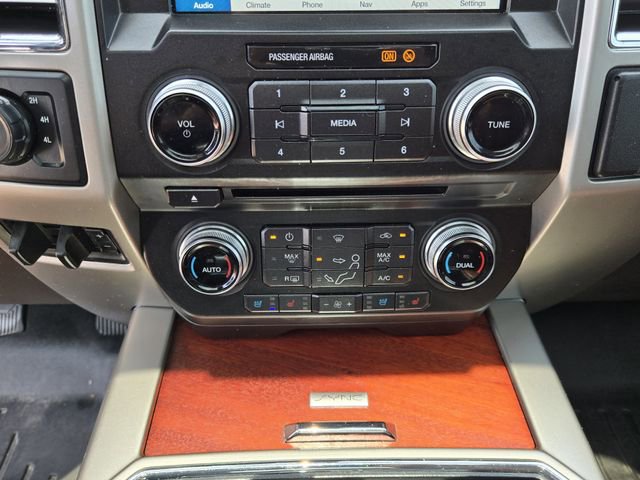 Used 2018 Ford F250 King Ranch w/ King Ranch Ultimate Package AWD/4WD image 18