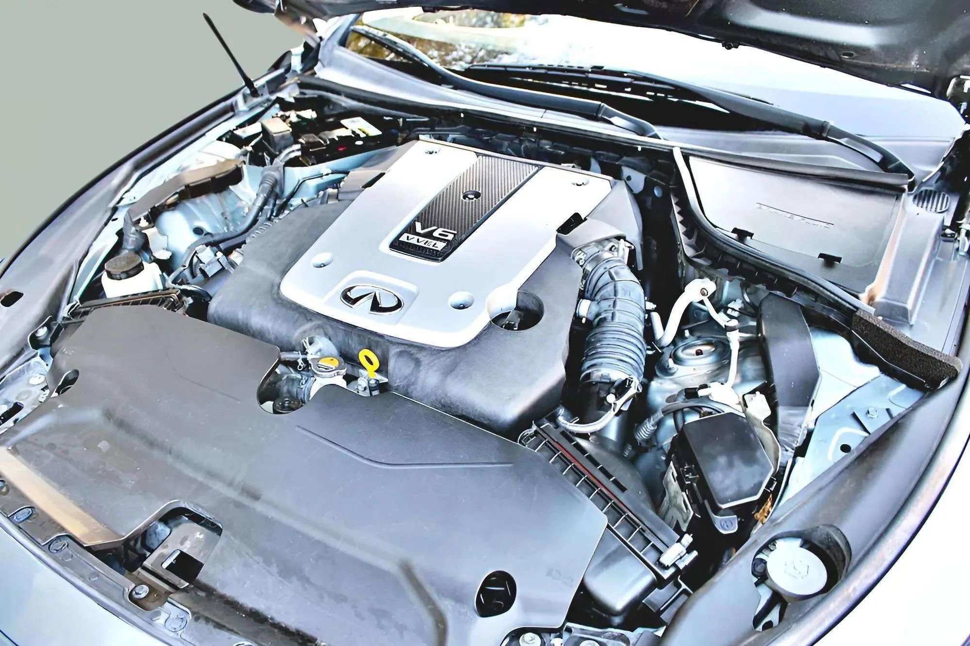 Used 2014 INFINITI Q50 Premium w/ Navigation Package RWD image 32