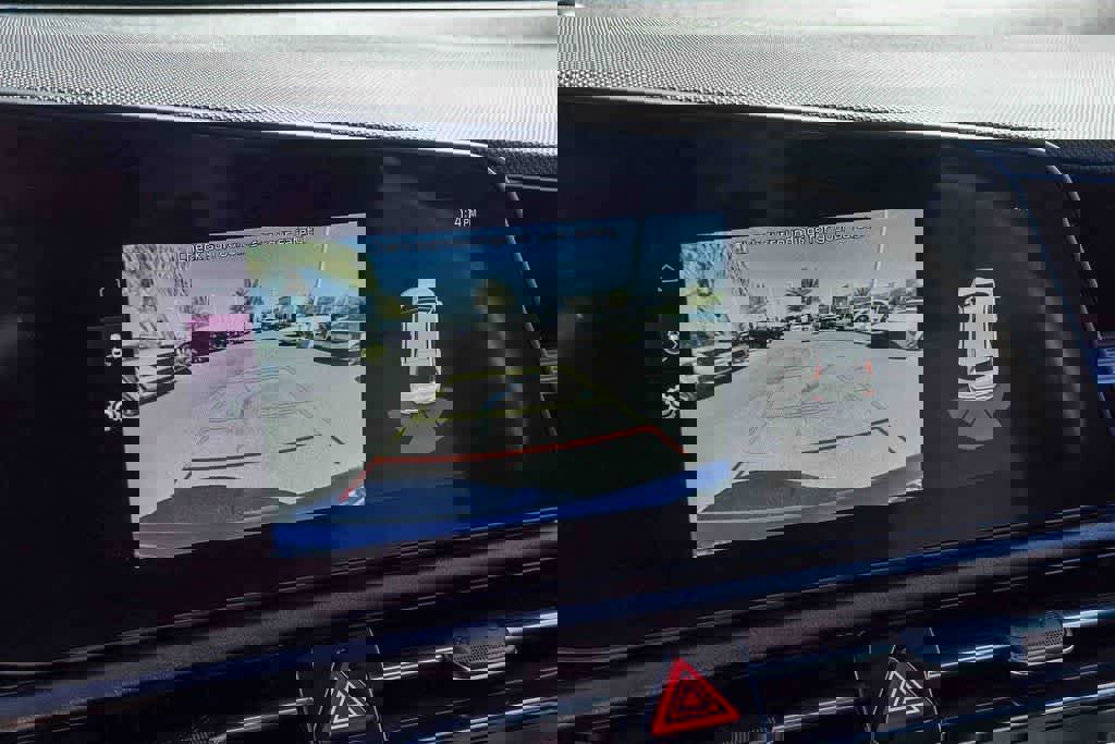 Certified 2023 Kia Niro EX Touring image 22