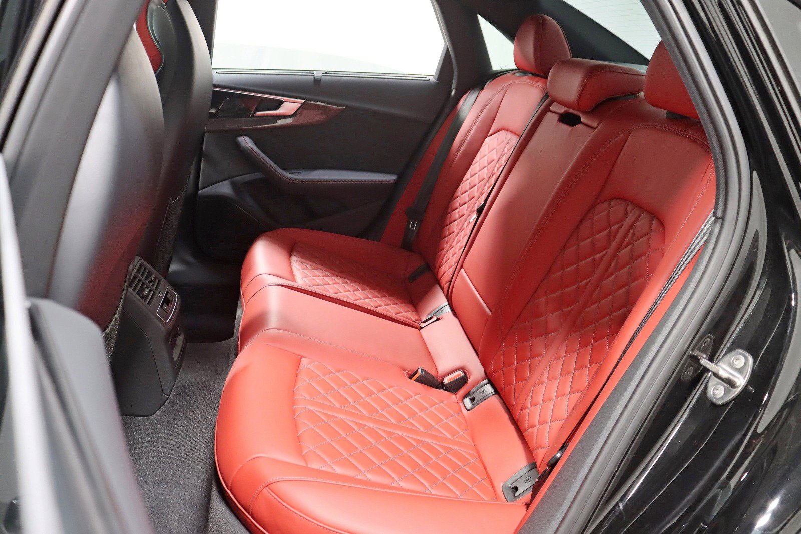 Used 2023 Audi S4 Prestige image 29