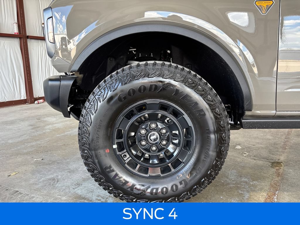 New 2026 Ford Bronco Badlands AWD/4WD image 12