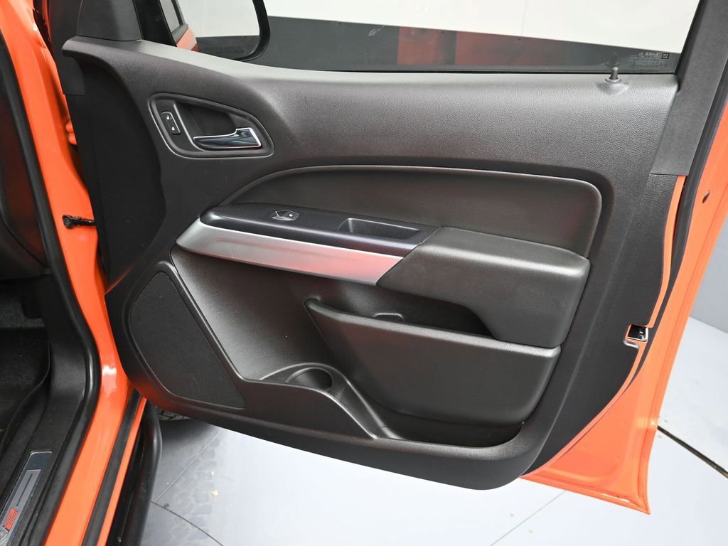 Used 2019 Chevrolet Colorado ZR2 image 39