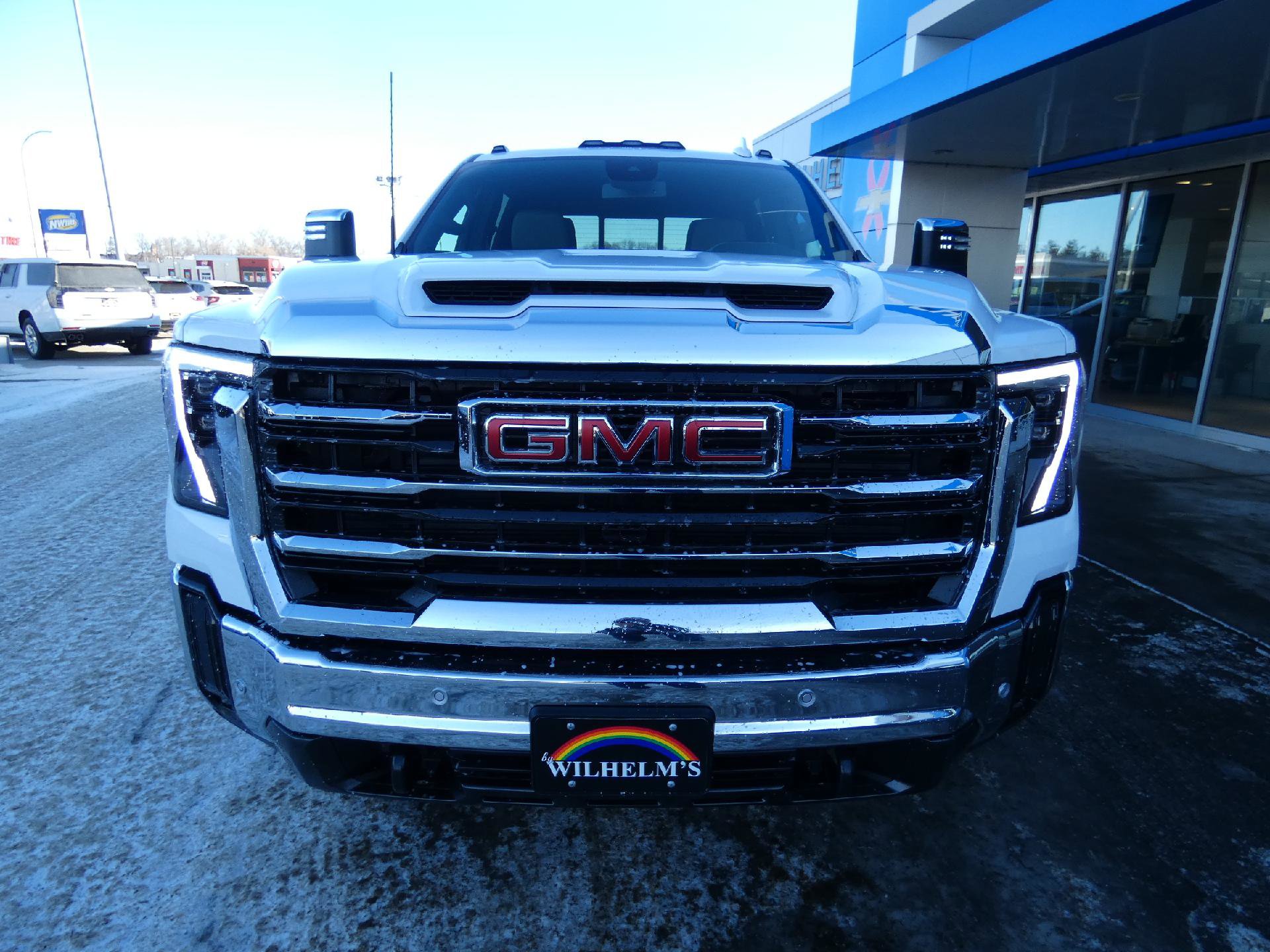 New 2026 GMC Sierra 3500 SLT w/ SLT Premium Package image 5