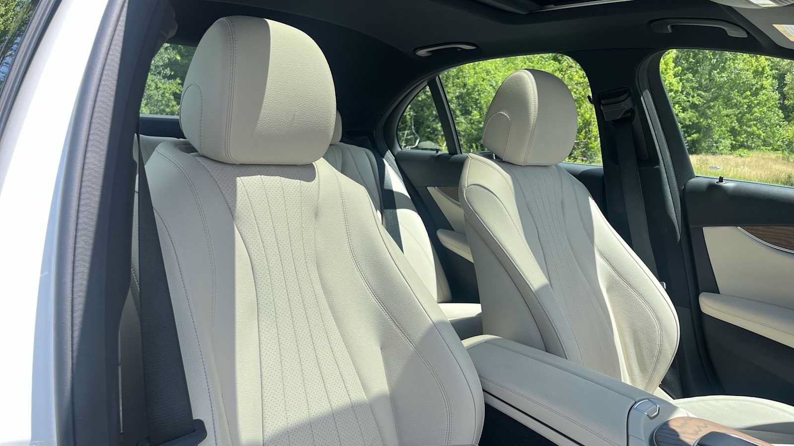 Certified 2023 Mercedes-Benz E 350 4MATIC Sedan image 37