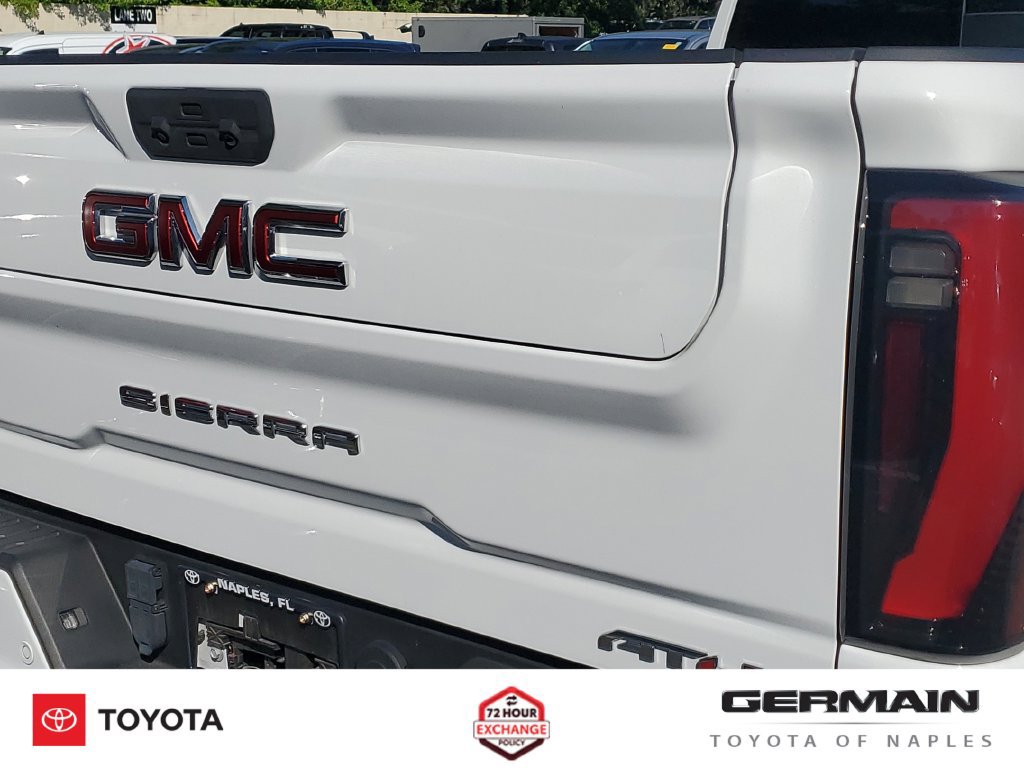 Used 2024 GMC Sierra 2500 AT4 w/ AT4 Premium Plus Package AWD/4WD image 18